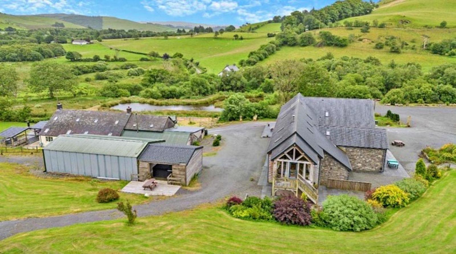 Finest Retreats - The Welsh Barn Villa Aberystwyth Ngoại thất bức ảnh