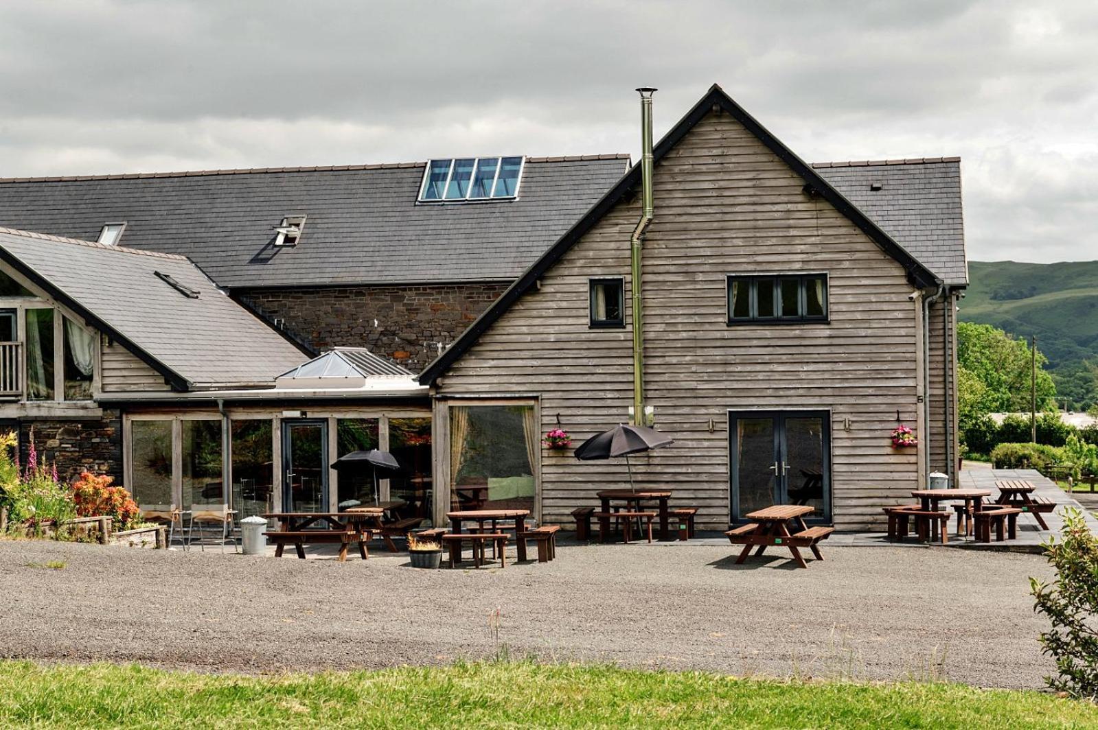Finest Retreats - The Welsh Barn Villa Aberystwyth Ngoại thất bức ảnh